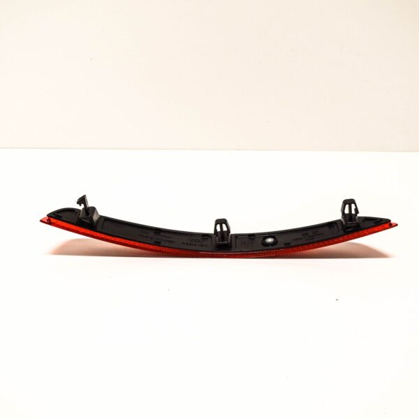 NEW AUDI A3 SPORTBACK 8V REAR RIGHT LIGHT REFLECTOR 8V5945106A ORIGINAL - Image 5