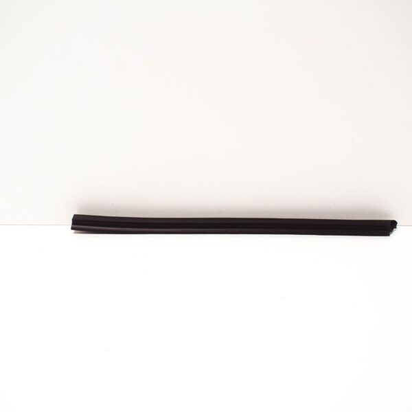 NEW VOLKSWAGEN TRANSPORTER T5 FRONT LEFT DOOR SEAL 7H0837565A ORIGINAL - Image 5