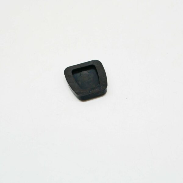 NEW MERCEDES-BENZ VITO W638 CLUTCH PEDAL RUBBER COVER A2012910282 ORIGINAL - Image 5
