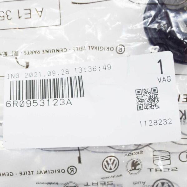 NEW VW PASSAT B7 FRONT DAY TIME RUNNING LIGHT BULB HOLDER 6R0953123A - Image 7