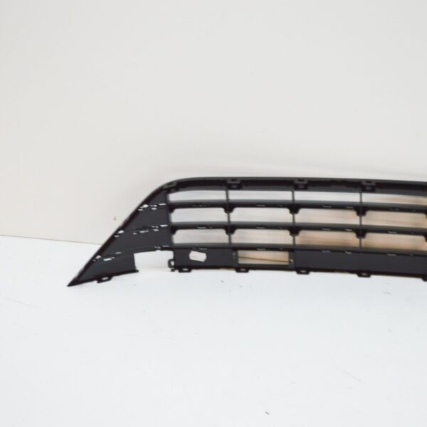 NEW VW TOUAREG 7L FRONT BUMPER LOWER CENTER GRILLE 7P6853671J041 ORIGINAL - Image 5