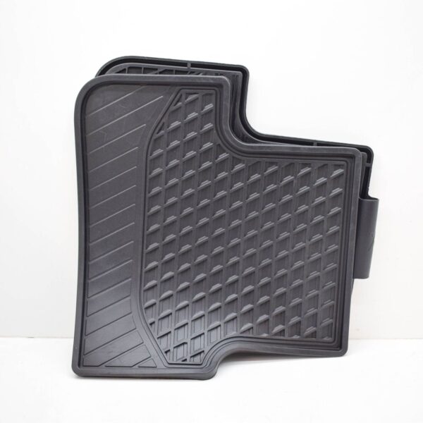NEW MERCEDES-BENZ GLA X156 REAR FLOOR MAT SET A17668051019G33 ORIGINAL - Image 5