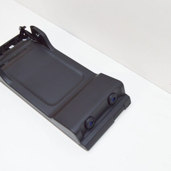 NEW AUDI A3 8Y MIDDLE ARMREST BRACKET 8Y0885961A4PK ORIGINAL - Image 5