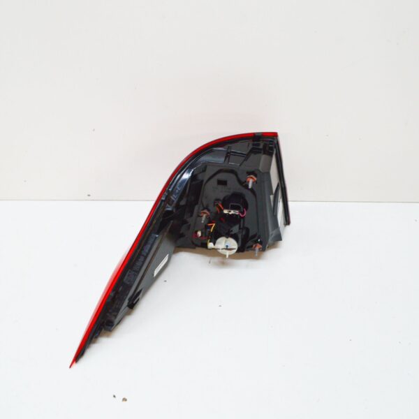 NEW MERCEDES-BENZ GLE W166 REAR RIGHT TAILLIGHT A1669063201 - Image 5