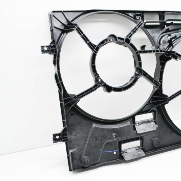 NEW VW TIGUAN ALLSPACE MK2 ENGINE TWIN FAN RING 5QN121205 ORIGINAL - Image 5