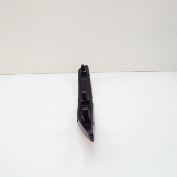 NEW VW GOLF SPORTSVAN MK7 REAR RIGHT BUMPER REFLECTOR 510945106 - Image 7