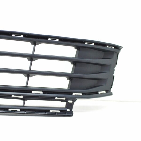 NEW VOLKSWAGEN TOURAN 5T FRONT BUMPER LOWER VENT GRILLE 5TA853677K9B9 - Image 7