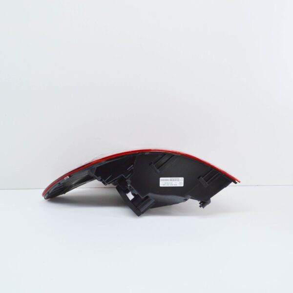NEW VW CC 35 REAR LEFT TAILLIGHT 3C8945207AD ORIGINAL - Image 6