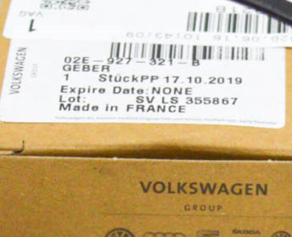 NEW AUDI A3 8P SPEED SENSOR WITH TEMPERATURE SENSOR 02E927321B - Image 8