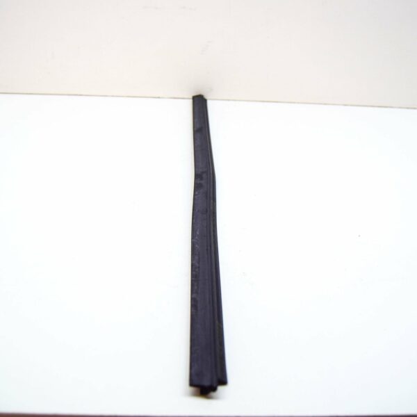 NEW BMW 3 CONVERTIBLE E30 FRONT RIGHT REAR LEFT AND RIGHT DOOR WEATHERSTRIPS 3pc - Image 8