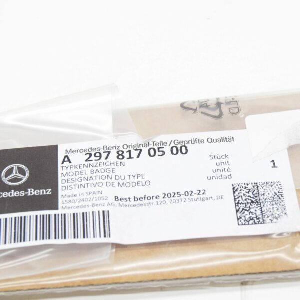 NEW MERCEDES-BENZ EQS V297 REAR BOOTLID BADGE A2978170500 ORIGINAL - Image 6