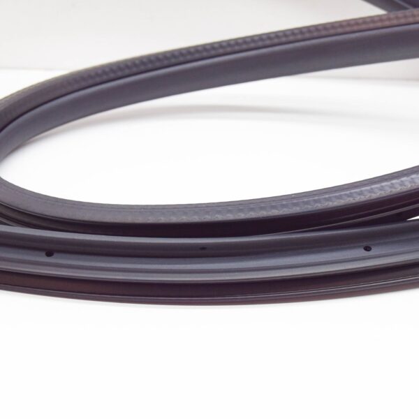 NEW VOLKSWAGEN GOLF 5K MK6 REAR DOOR INNER RUBBER SEAL 5K6867913C9B9 ORIGINAL - Image 6