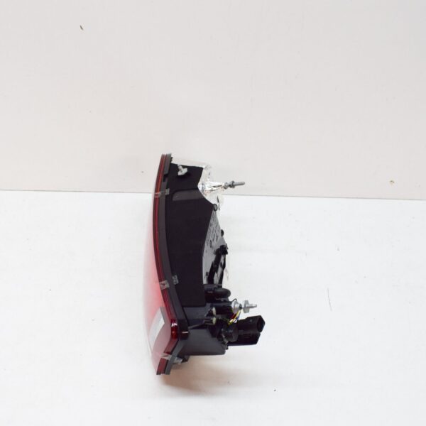 NEW AUDI R8 REAR RIGHT TAILLIGHT 420945096F ORIGINAL - Image 6