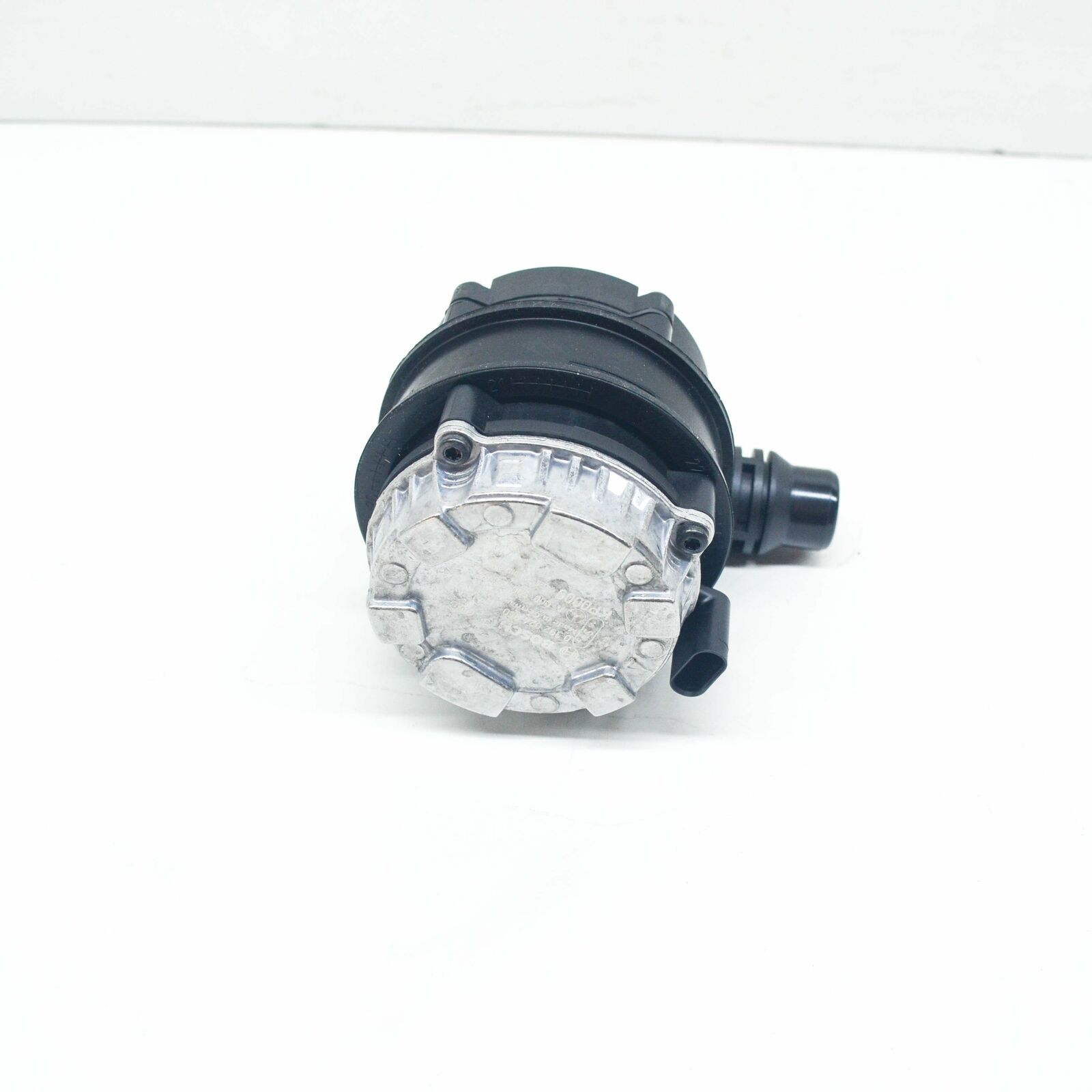 NEW MERCEDES-BENZ C-CLASS W205 ADDITIONAL WATER PUMP A0005002686 6 NEW MERCEDES-BENZ C-CLASS W205 ADDITIONAL WATER PUMP A0005002686 - Image 6