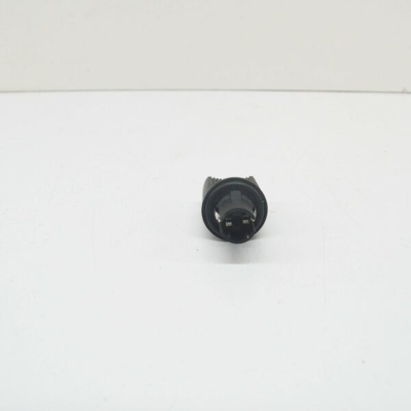 NEW VW TRANSPORTER T5 HEADLIGHT BULB SOCKET MOUNTING 7M3953124A ORIGINAL - Image 6