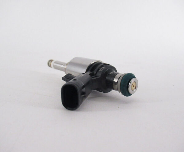 NEW VOLKSWAGEN GOLF 5G MK7 FUEL INJECTOR VALVE 06A906036P ORIGINAL - Image 6