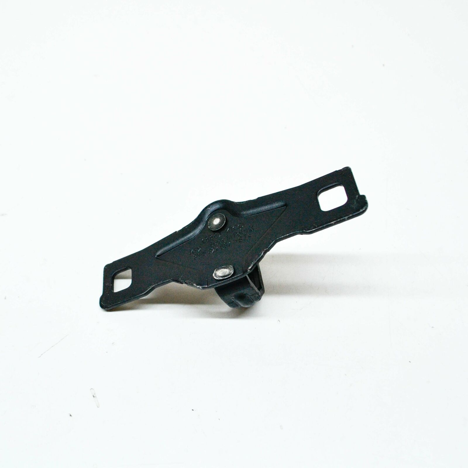 NEW AUDI A4 B9 REAR TAILGATE BOOTLID DECK STRIKER PLATE 8W5827507 ORIGINAL 6 NEW AUDI A4 B9 REAR TAILGATE BOOTLID DECK STRIKER PLATE 8W5827507 ORIGINAL - Image 6