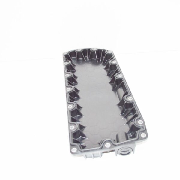 NEW MERCEDES-BENZ E-CLASS W213 OIL PAN A6420101828 ORIGINAL - Image 6