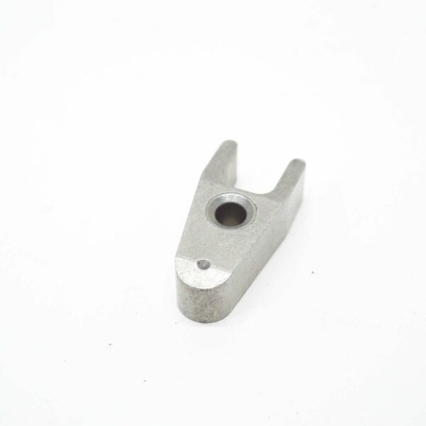 NEW MERCEDES-BENZ ML W164 INJECTION NOZZLE BRACKET A6420160038 ORIGINAL - Image 6