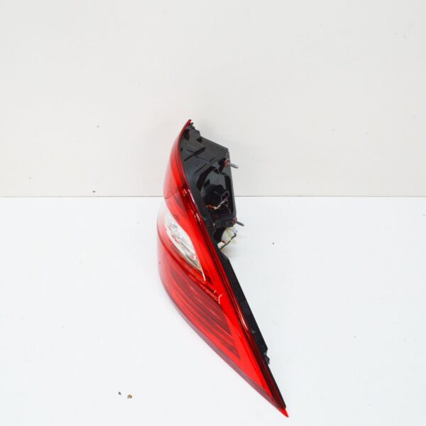 NEW MERCEDES-BENZ GLE W166 REAR RIGHT TAILLIGHT A1669063201 - Image 6