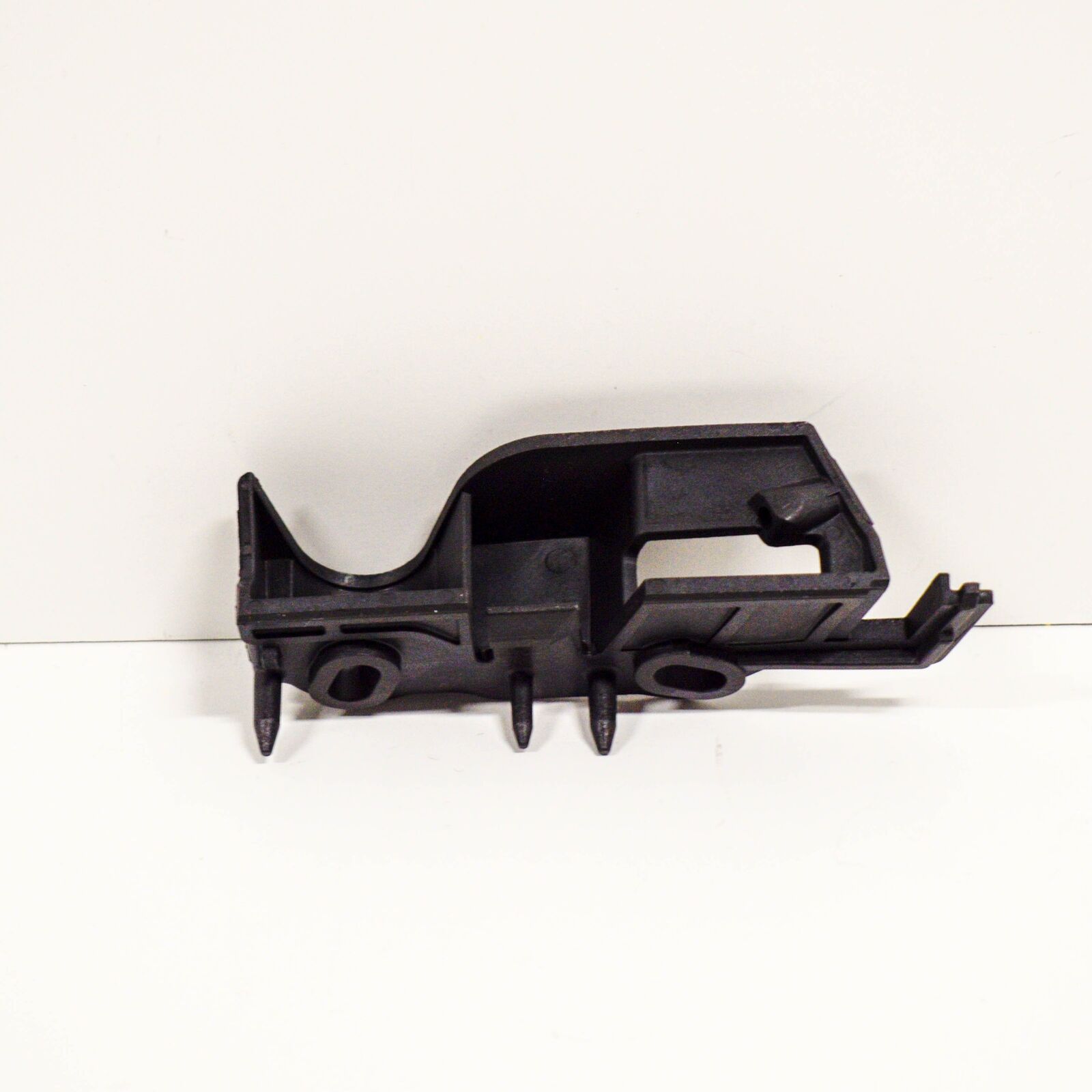 NEW AUDI A4 B8 FRONT BUMPER RIGHT SIDE GUIDE 8K0807284H ORIGINAL 6 NEW AUDI A4 B8 FRONT BUMPER RIGHT SIDE GUIDE 8K0807284H ORIGINAL - Image 6
