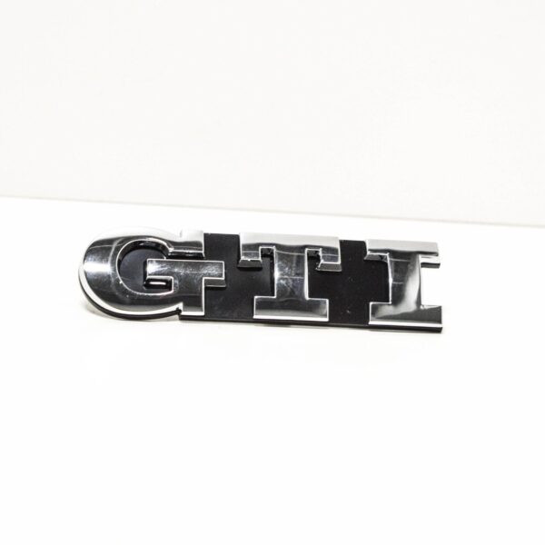 NEW VOLKSWAGEN GOLF MK6 GTI FRONT GRILLE BADGE EMBLEM 1K6853679DFXC ORIGINAL - Image 6