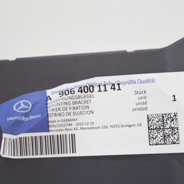 NEW MB SPRINTER W906 SPARE WHEEL CARRIER MOUNTING BRACKET A9064001141 ORIGINAL - Image 6