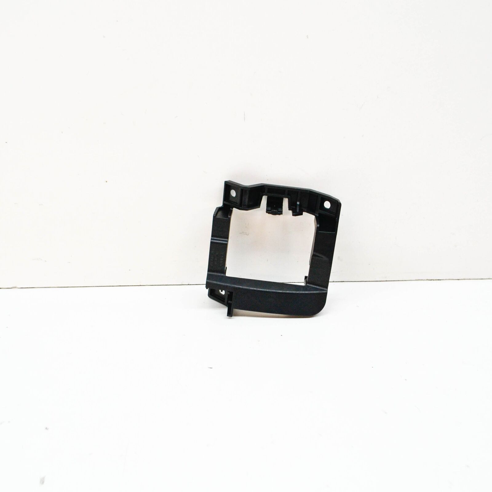 NEW AUDI A5 8W6 REAR BUMPER RIGHT BLIND SPOT SENSOR BRACKET 8W6907176A ORIGINAL 6 NEW AUDI A5 8W6 REAR BUMPER RIGHT BLIND SPOT SENSOR BRACKET 8W6907176A ORIGINAL - Image 6