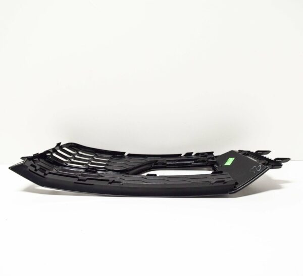 NEW AUDI A4 B8 S4 FOG LIGHT GRILL FRONT RIGHT 8K0807682T01C - Image 8