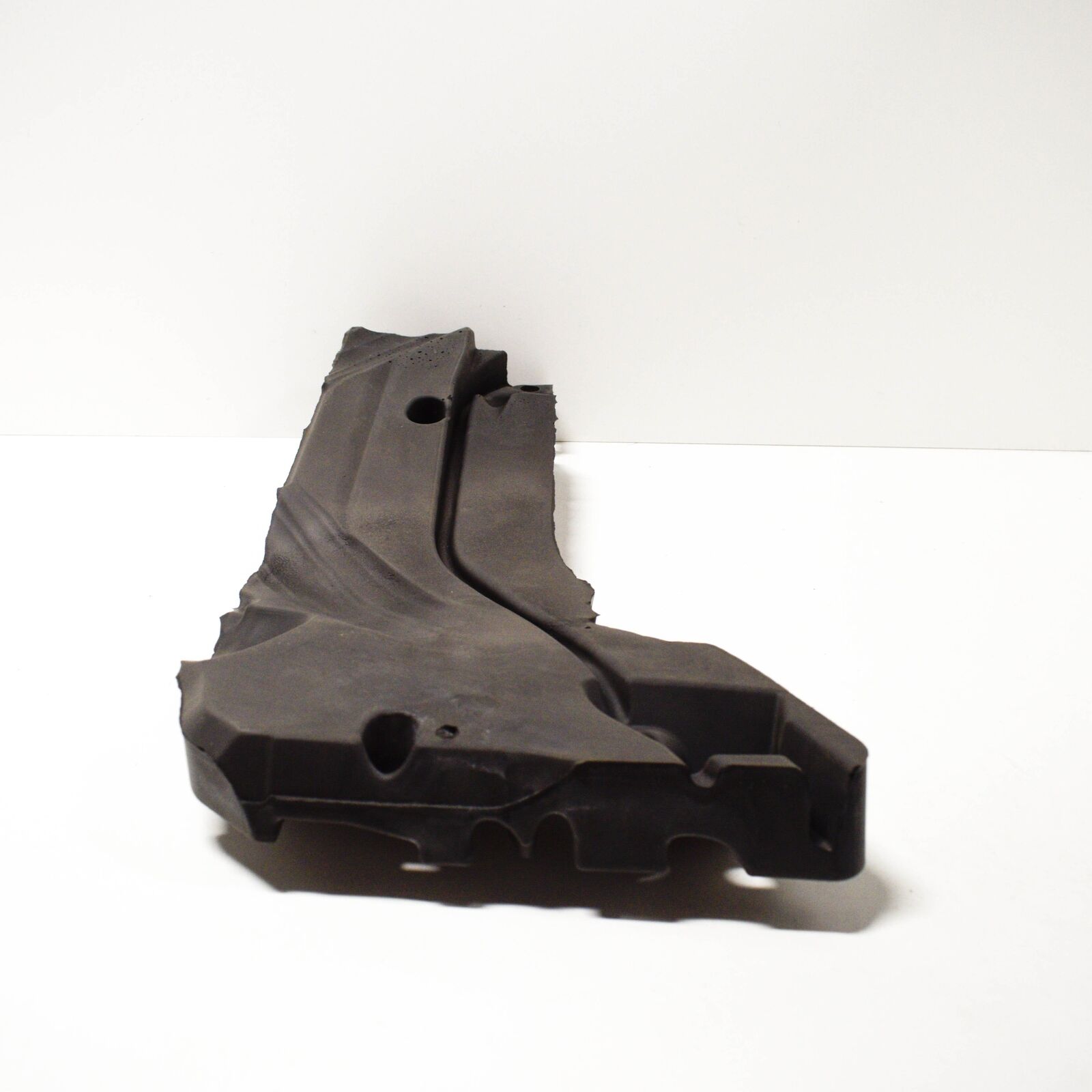 NEW BMW 3 F30 ENGINE REAR COVERING 11127614227 7614227 ORIGINAL 6 NEW BMW 3 F30 ENGINE REAR COVERING 11127614227 7614227 ORIGINAL - Image 6