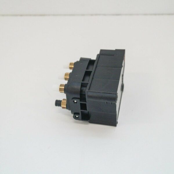 NEW MERCEDES BENZ S CLASS W222 VALVE BLOCK A0993200058 - Image 6