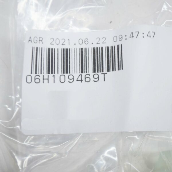NEW AUDI A3 8P TIMING CHAIN GUIDE UPPER 06H109469T ORIGINAL - Image 6
