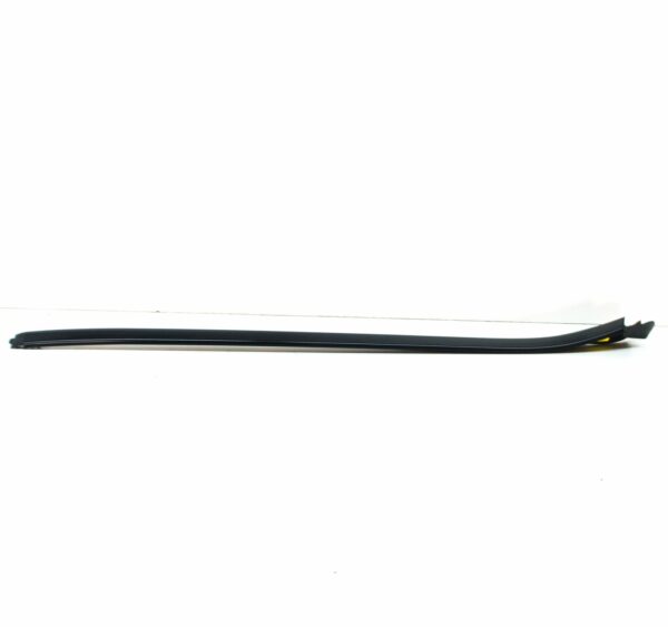 NEW MB GLE W166 FRONT WINDSHIELD RIGHT WATER DEFLECTOR TRIM A1666901280 ORIGINAL - Image 6