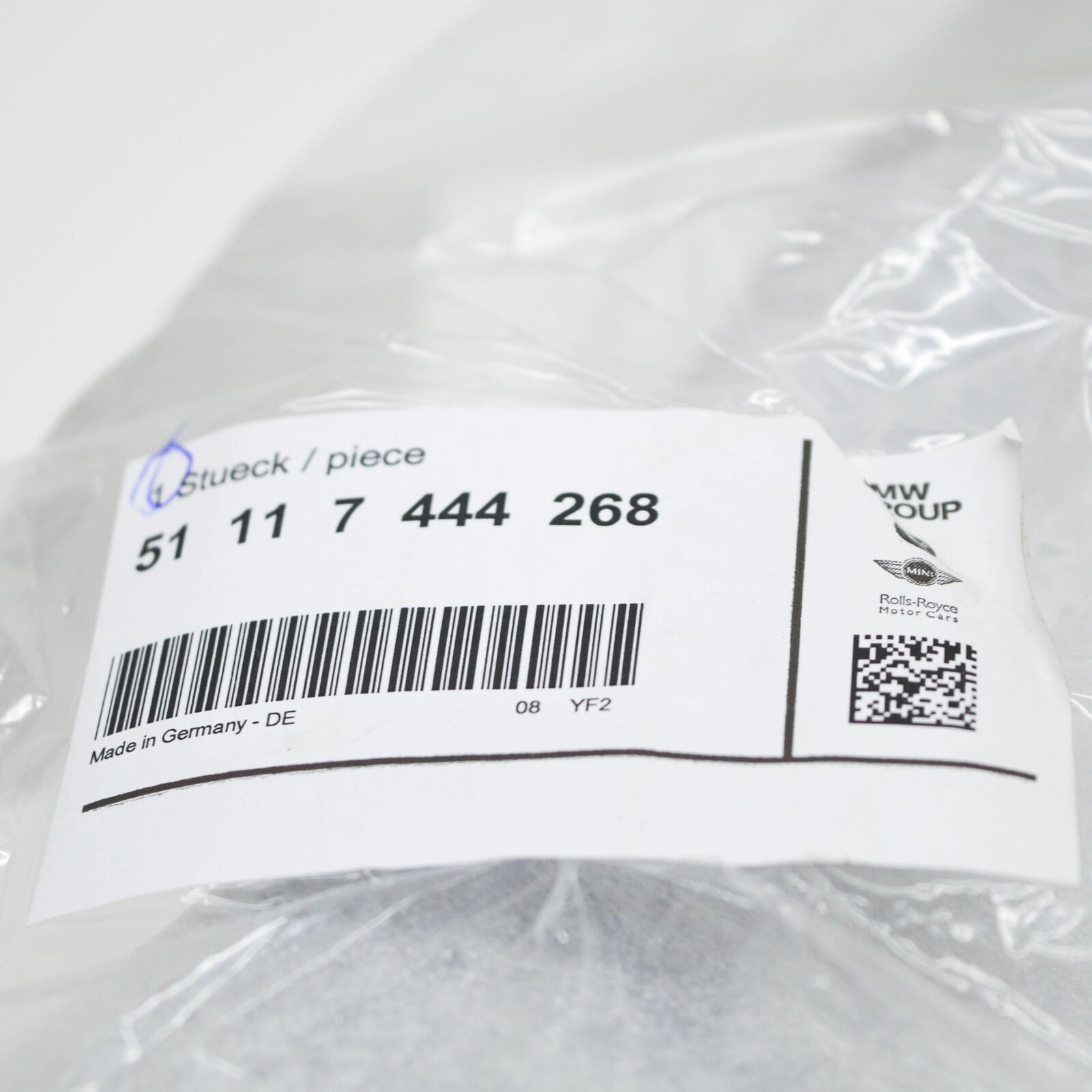 NEW BMW M8 GRAN COUPE G16 FRONT AIR INLET MIDDLE GRILLE 51117444268 ORIGINAL 6 NEW BMW M8 GRAN COUPE G16 FRONT AIR INLET MIDDLE GRILLE 51117444268 ORIGINAL - Image 6