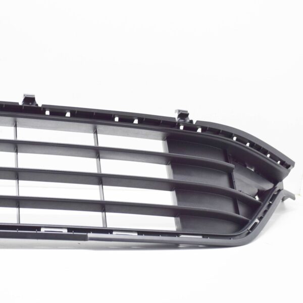 NEW VW GOLF SPORTSVAN AM1 FRONT BUMPER CENTER GRILLE 510853677G9B9 ORIGINAL - Image 6