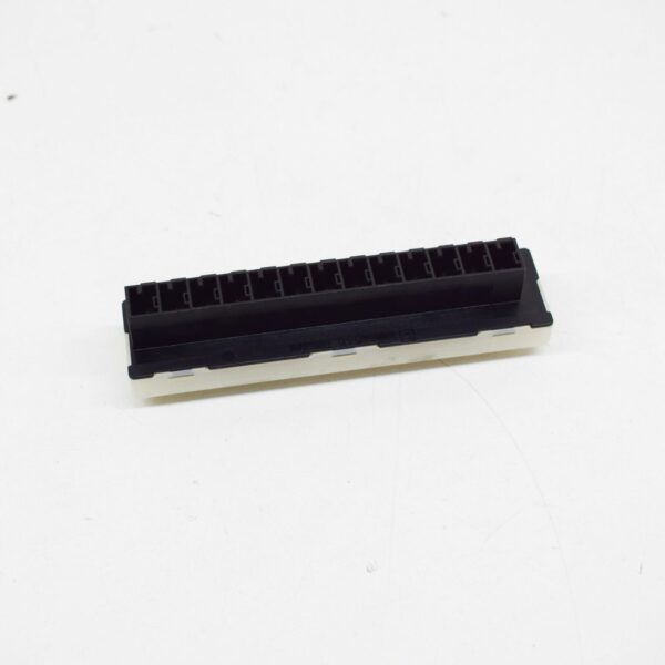 NEW MERCEDES-BENZ C W204 DISTRIBUTOR BLOCK A0045468040 ORIGINAL - Image 6