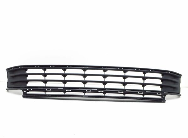 NEW VOLKSWAGEN TOURAN 5T FRONT BUMPER LOWER VENT GRILLE 5TA853677K9B9 - Image 8