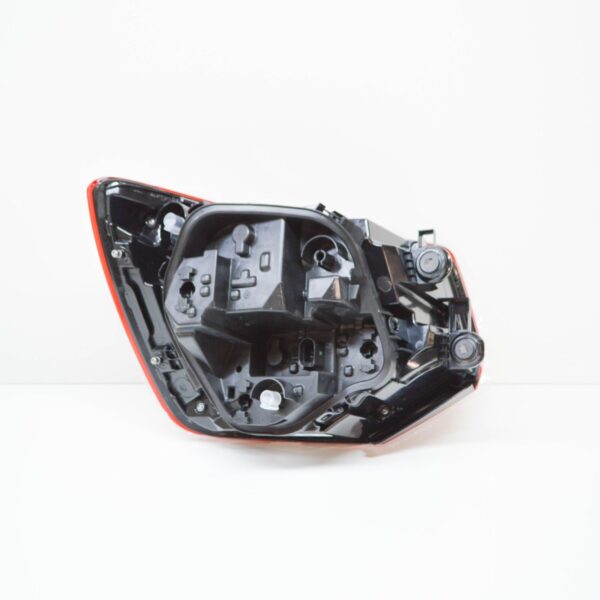 NEW AUDI Q2 GA REAR RIGHT TAILLIGHT 81A945070C ORIGINAL - Image 6