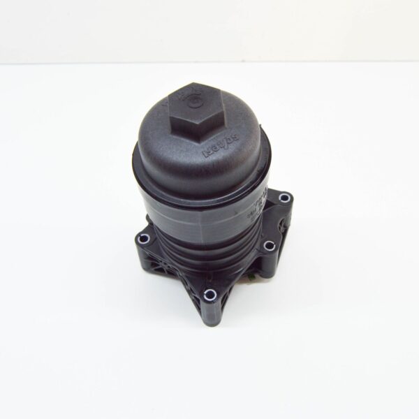 NEW AUDI A4 AVANT B9 ENGINE OIL FILTER HOUSING 06M115401L - Image 6