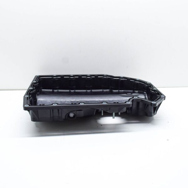 NEW VOLKSWAGEN JETTA MK7 A7 CRANKCASE LOWER OIL PAN PART 06K103600AA ORIGINAL - Image 6