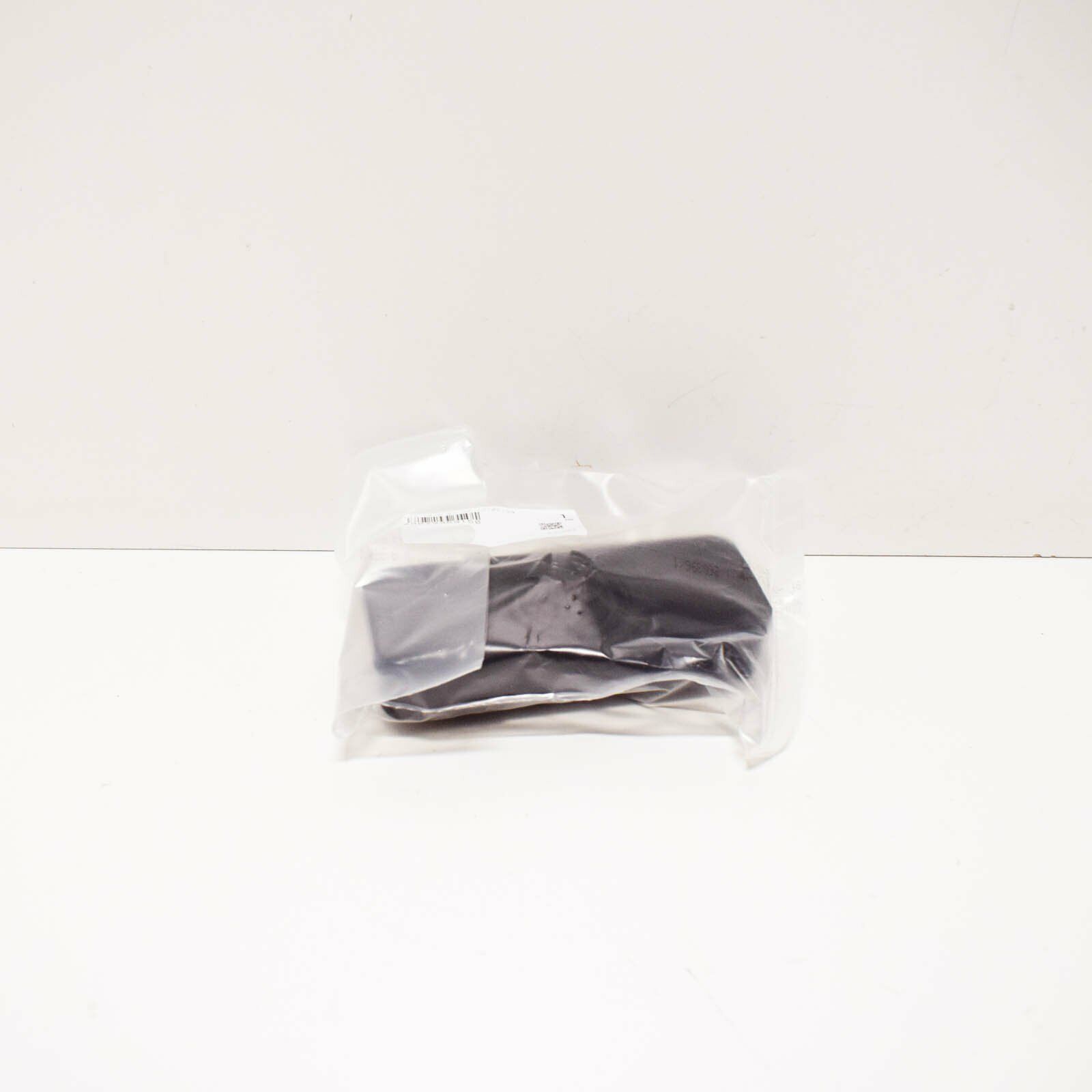 NEW MERCEDES-BENZ CLA C117 JACK PAD PLUG COVER A0029989150 ORIGINAL 6 NEW MERCEDES-BENZ CLA C117 JACK PAD PLUG COVER A0029989150 ORIGINAL - Image 6