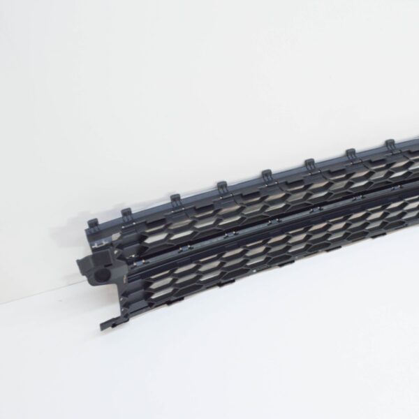NEW VOLKSWAGEN POLO AW FRONT BUMPER LOWER GRILLE GTI 2G0853677H ORIGINAL - Image 6