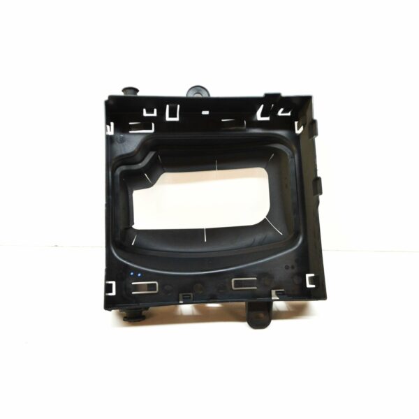 NEW MERCEDES BENZ A W176 FRONT AIR DUCT A1765000116 - Image 6
