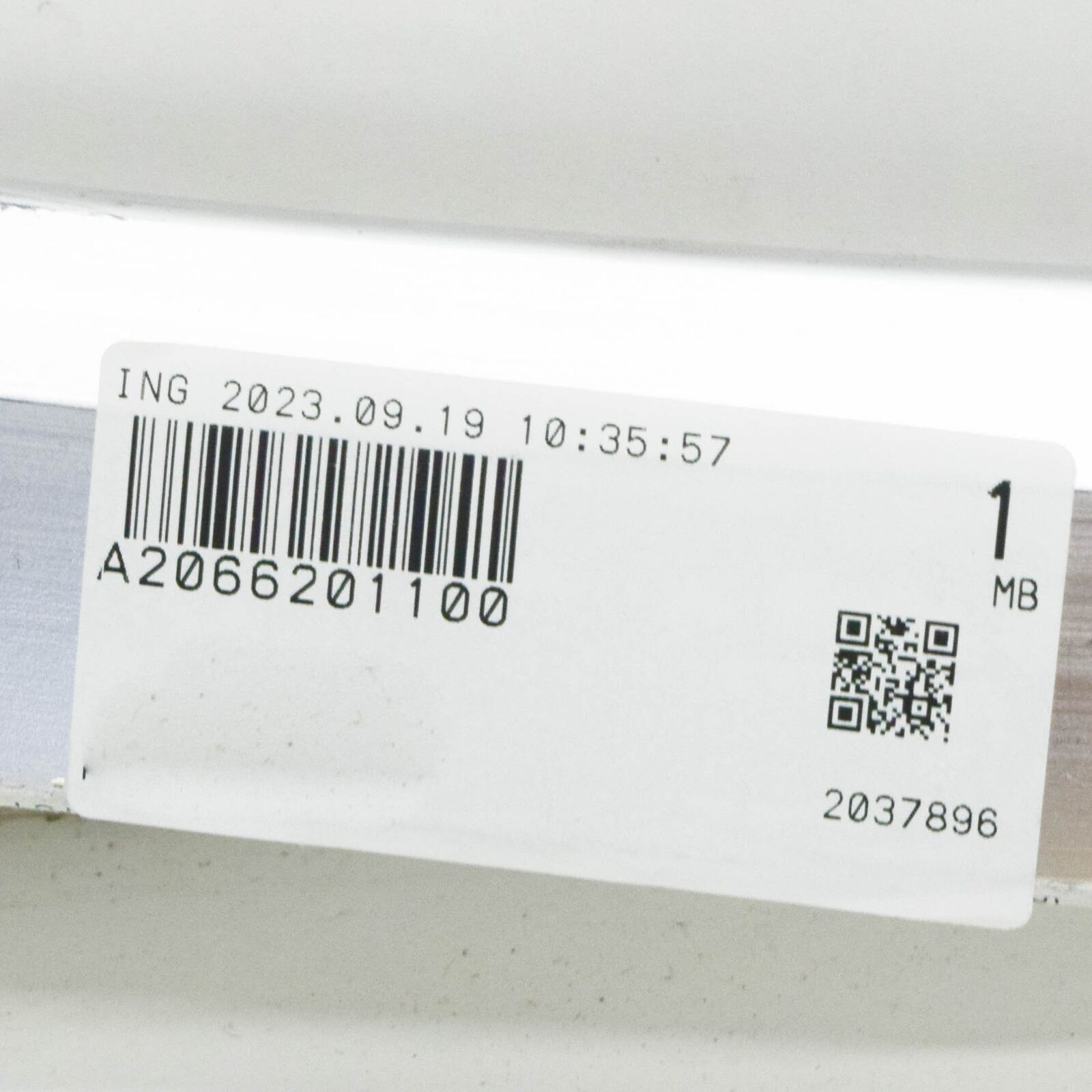 NEW MERCEDES-BENZ C W206 FRONT BUMPER CENTER SUPPORT A2066201100 ORIGINAL 6 NEW MERCEDES-BENZ C W206 FRONT BUMPER CENTER SUPPORT A2066201100 ORIGINAL - Image 6