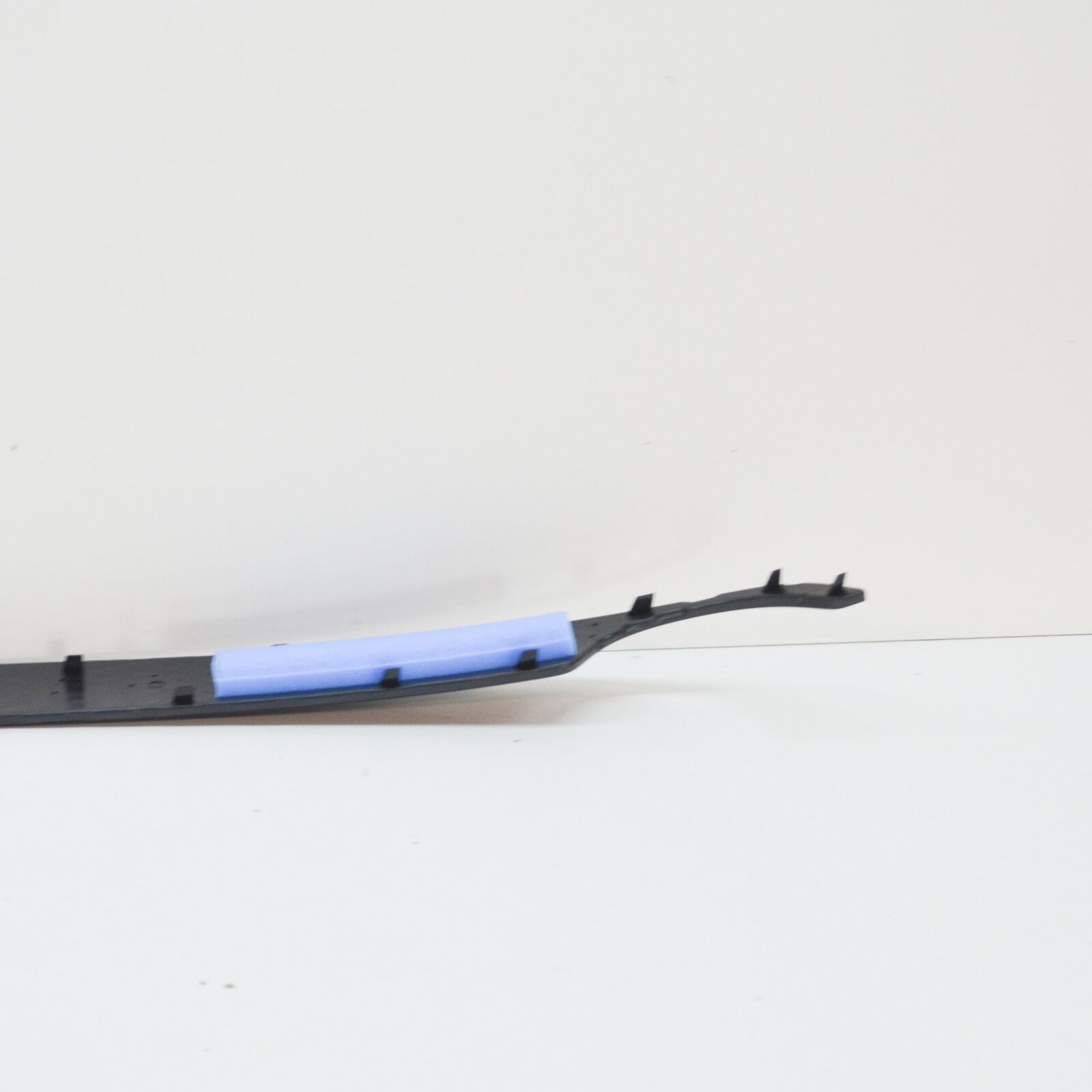 NEW AUDI A5 8T REAR BUMPER TRIM 8T0807833B01C 8 NEW AUDI A5 8T REAR BUMPER TRIM 8T0807833B01C - Image 8