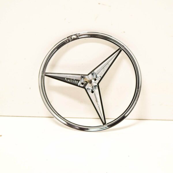NEW MERCEDES-BENZ E-CLASS W212 BOOTLID BADGE A2128170116 ORIGINAL - Image 6