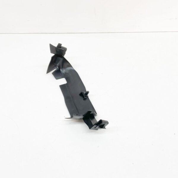 NEW AUDI A3 8V RADIATOR UPPER CENTRE AIR GUIDE 8V0121285 ORIGINAL - Image 6