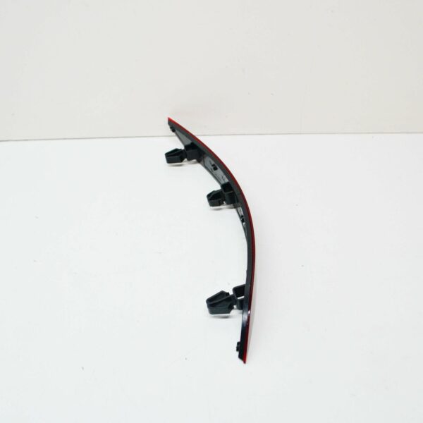 NEW AUDI A3 8V REAR LEFT BUMPER REFLECTOR 8V5945105D ORIGINAL - Image 6