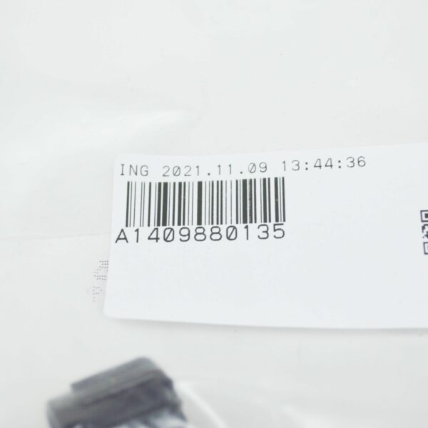 NEW MERCEDES-BENZ E W210 A/C VALVE CAP A1409880135 ORIGINAL - Image 6