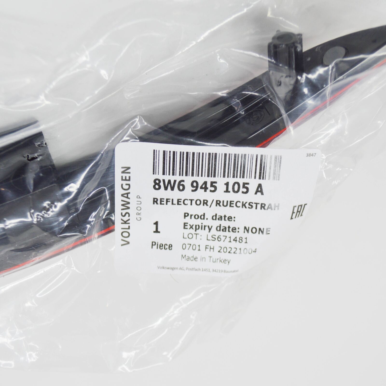 NEW AUDI A5 8W6 REAR LEFT BUMPER REFLECTOR 8W6945105A ORIGINAL 6 NEW AUDI A5 8W6 REAR LEFT BUMPER REFLECTOR 8W6945105A ORIGINAL - Image 6